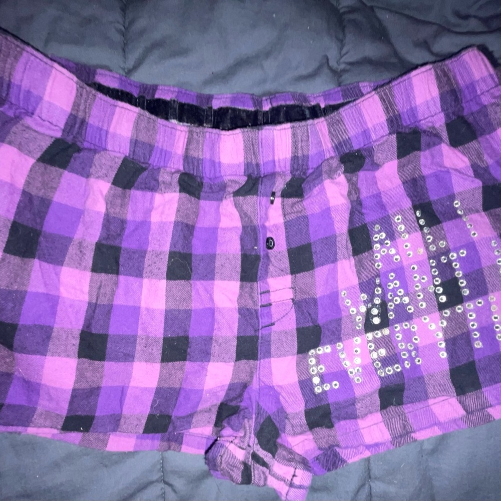VS Plaid Sleepshorts with Crystal logo on front